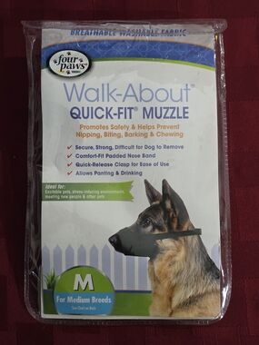 Four Paws Walk-About Quick-Fit Dog Muzzle For Medium Breeds Breathable Washable